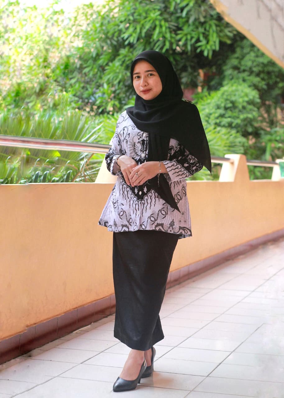 Feby Yola Anjani, S.Pd.